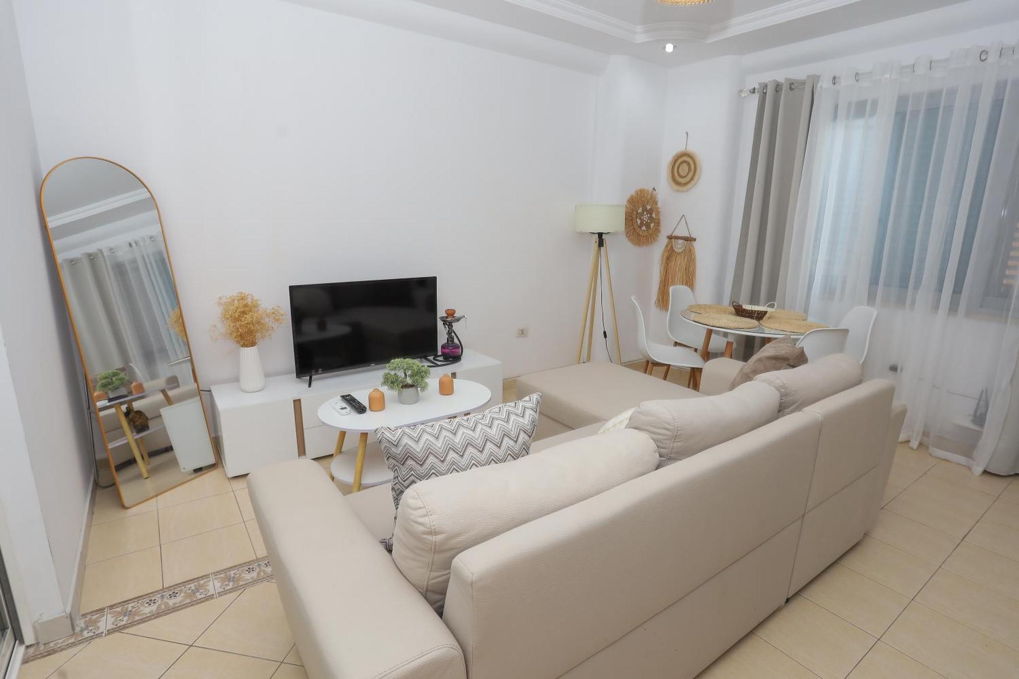New Bazar Selvia Apartment Tirana Buitenkant foto